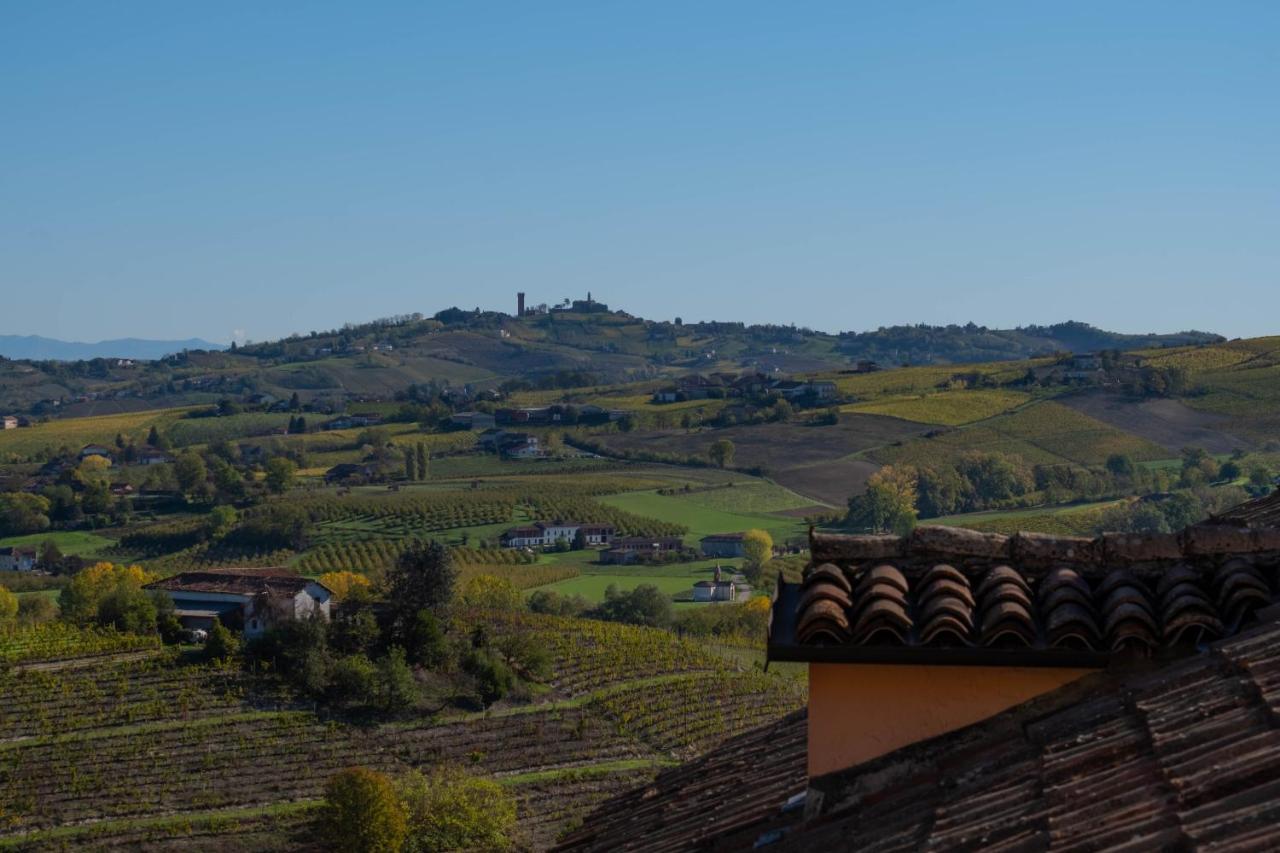Alla Torre - Nel Cuore Del Borgo Storico Castagnole delle Lanze Exterior photo
